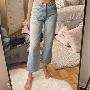 Zara mid-rise straight leg ankle jeans